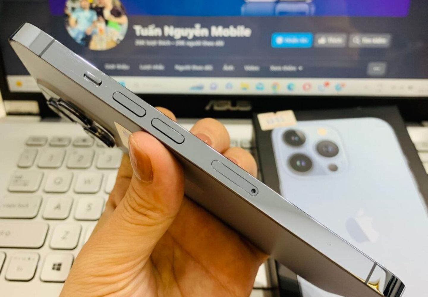 Viền thép không gỉ của iPhone 13 Pro