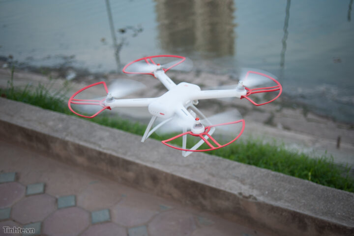 Flycam giá rẻ