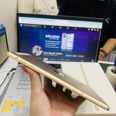 z5052157163083_1a9004c5d2c37fabd04c5e1ce8a1ae15