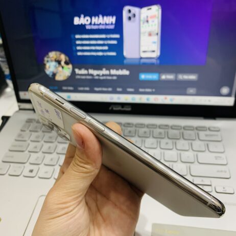 z5189142441371_04c4779e683646dc2dcda9a60234dd60