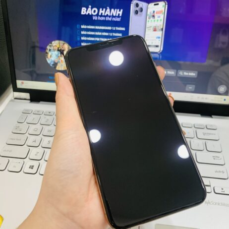 z5215067029777_a093318c60f702e4bfc25146f2a6a760