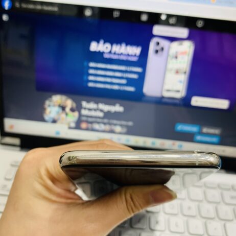 iPhone 11 Pro Max 256gb trang - 3