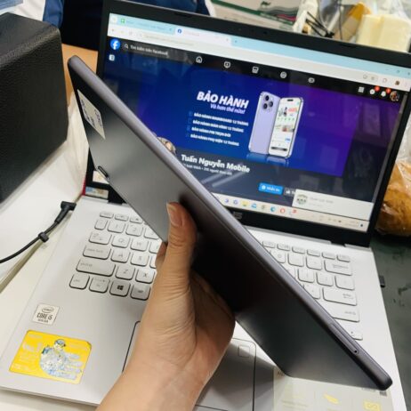 z5353771325624_6fe3e8dba336249d78aaf8c5d0506737