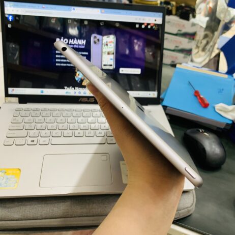 z5784887090421_1549598c2c43d5fb9e72edd9023a8668