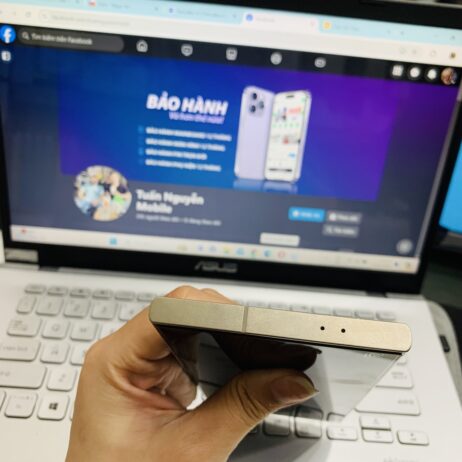 z5469173902605_f618a166f2e14618fd31d497b45c9fe3