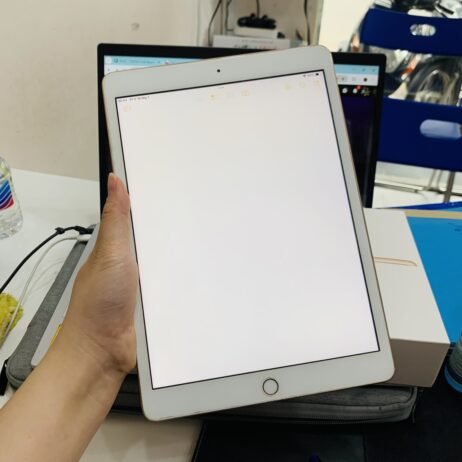 z5644437944849_5ad6c532925b0668fd74aaf08af3451f