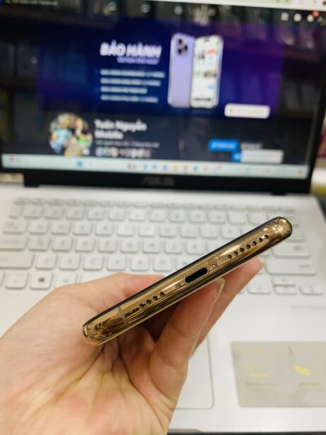 iPhone 11 Pro Max 256Gb Gold - 5
