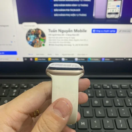 Apple Watch Series 10 42mm Gold cũ mặt trước