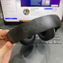 Beats Studio Wireless đen headband logo beats