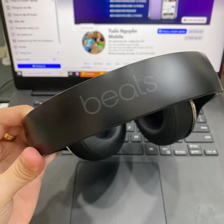 Beats Studio Wireless đen headband logo beats
