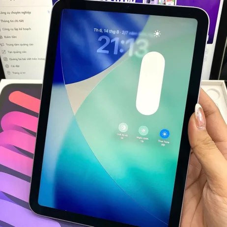 iPad mini 7 màn hình khoá True Tone bật