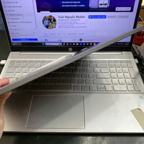 iPad Pro 12.9 inch thế hệ 5 độ mỏng thân máy
