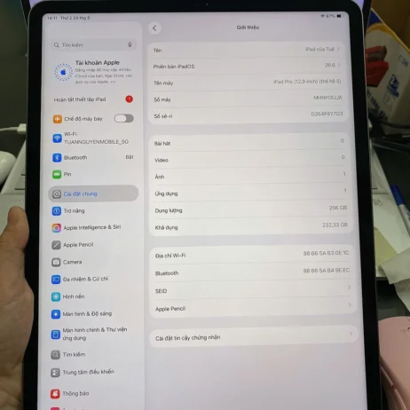 iPad Pro 12.9 inch thế hệ 5 thông tin máy trong Cài đặt