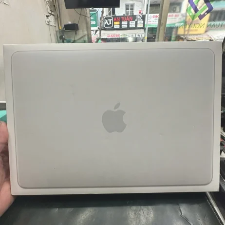 MacBook Neo 13 inch 8/512G Bạc - Hộp sealed mặt trước