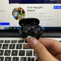 Cận cảnh tai nghe Redmi Buds 8 Pro đen