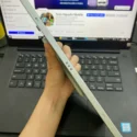Samsung Galaxy Tab S9 FE Xanh cũ chân kết nối bàn phím