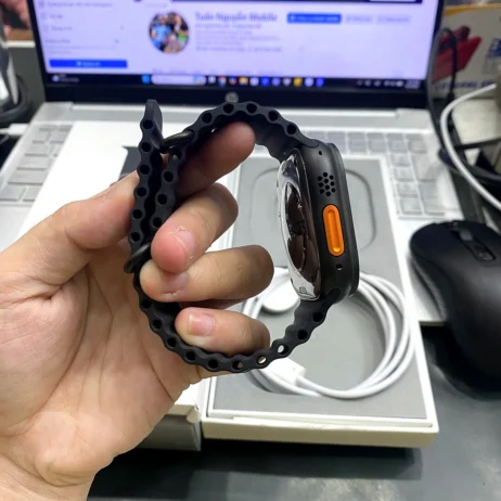 Apple Watch Ultra 3 49mm Đen nút Action cạnh bên