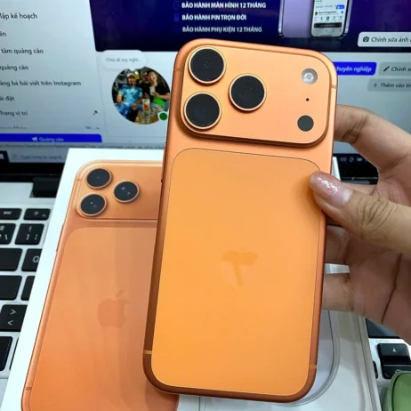 iphone-17-pro-256gb-cam-mat-lung iPhone 17 Pro 256GB Cam Cosmic Orange mặt lưng