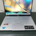 Laptop Acer Swift Go 14 bàn phím và màn hình