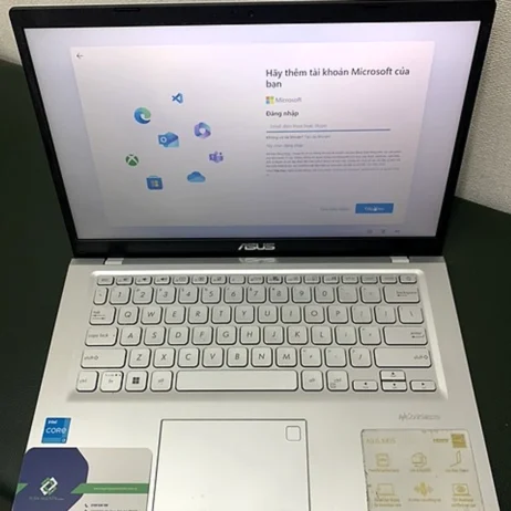 laptop-asus-vivobook-a415ea-mat-truoc Laptop Asus Vivobook A415EA mặt trước mở máy