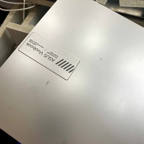 laptop-asus-vivobook-go-e1504fa-nap-lung-logo Laptop Asus Vivobook Go E1504FA nắp lưng logo Asus