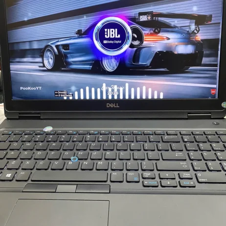 Laptop Dell Precision 3530 i7-8850H Quadro P600 mở máy