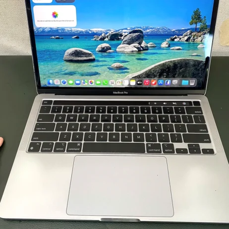 MacBook Pro 13 inch M1 2020 16GB 512GB mặt trước