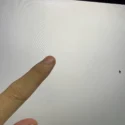 MacBook Pro 14 2021 test màn hình nền trắng