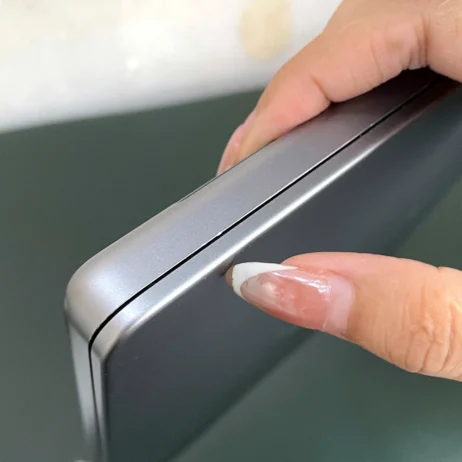 MacBook Pro 14 M1 Pro 2021 Xám góc máy chi tiết
