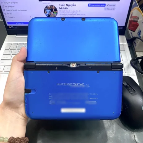 Nintendo 3DS LL xanh cũ kèm dây cáp sạc