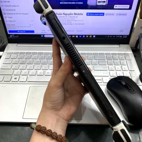 Nintendo Switch OLED trắng cũ khe tản nhiệt
