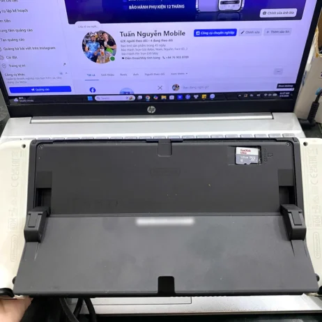 Nintendo Switch OLED trắng cũ kèm thẻ nhớ 128GB