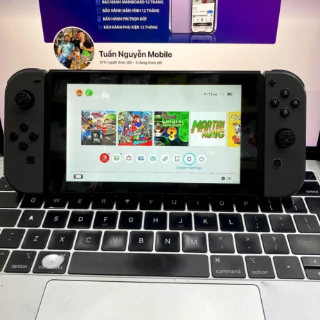 Nintendo Switch V2 cũ đã mob màn hình đầy game