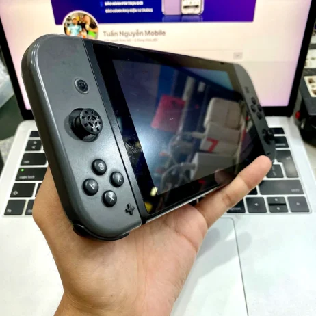 Nintendo Switch V2 cũ Joy-Con xám bên trái