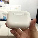 Mặt sau hộp sạc AirPods Pro 3 cũ