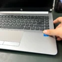 Laptop HP 240 G8 i5-1135G7 kê tay và bàn phím