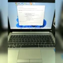 Laptop HP 240 G8 i5-1135G7 mặt trước màn hình và bàn phím